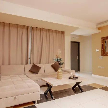 Guest house Nostalgia 4*